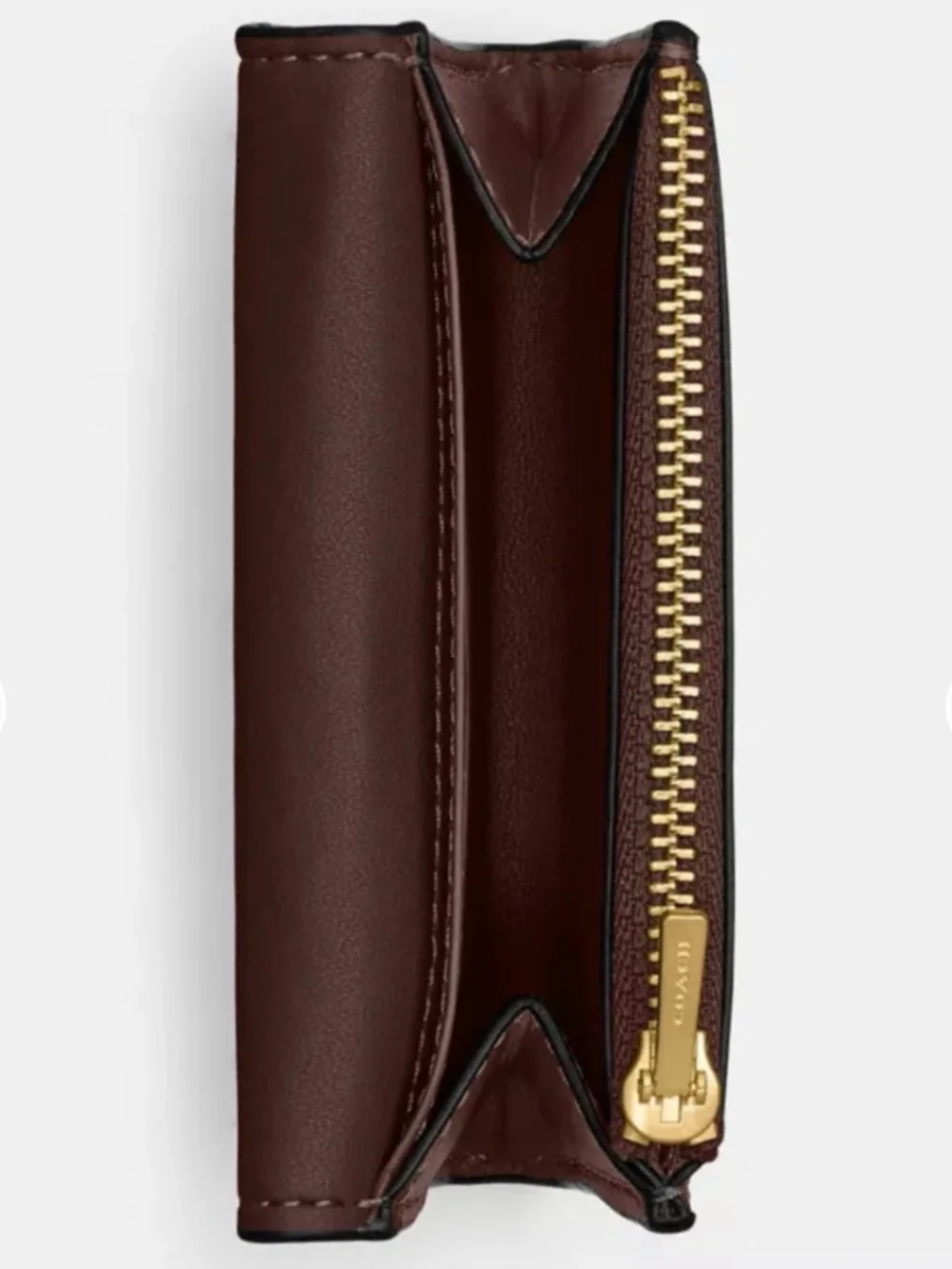 Coach essential flap